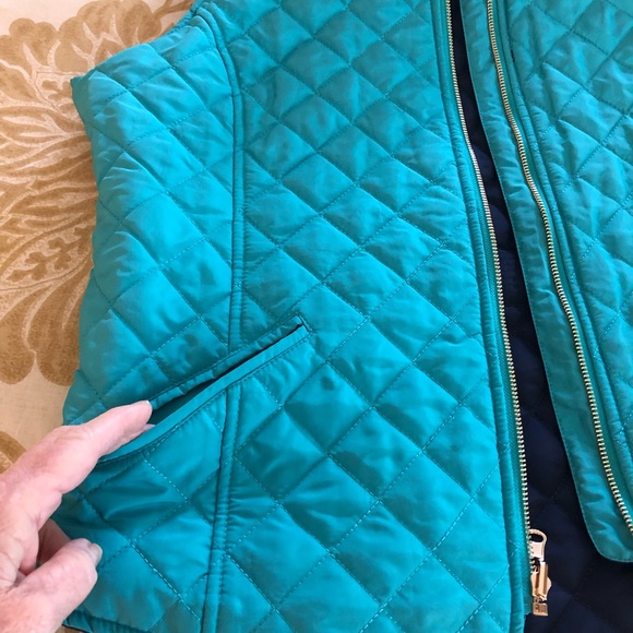 Tracy Negoshian Reversible Vest - Picture 10 of 10